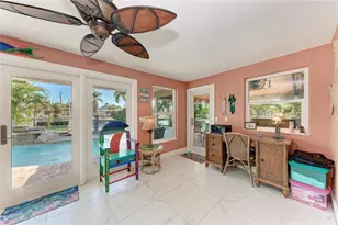 608 Hampshire Ln, Holmes Beach, FL 34217 - Photo 24