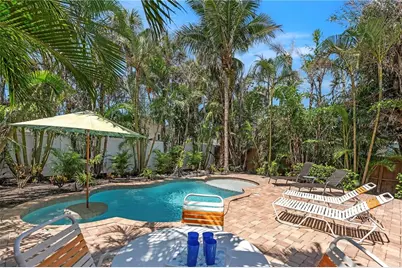 205 Peacock Lane #A, Holmes Beach, FL 34217 - Photo 18