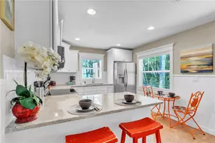 205 Peacock Ln, Holmes Beach, FL 34217 - Photo 8