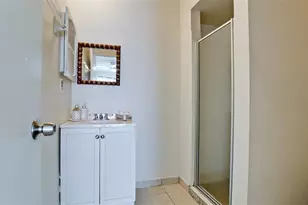 7811 43rd Ave Dr W, Bradenton, FL 34209 - Photo 26