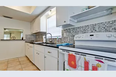 7811 43rd Avenue Drive W #19-A, Bradenton, FL 34209 - Photo 8