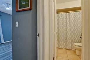 7811 43rd Ave Dr W, Bradenton, FL 34209 - Photo 20