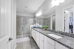 3665 Fescue Ln, Sarasota, FL 34232 - Photo 8