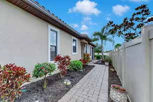 5309 Taliaferro Ct, Palmetto, FL 34221 - Photo 4