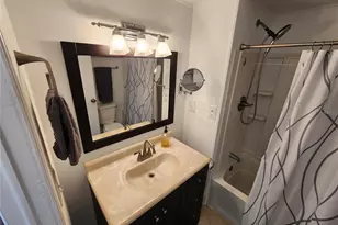 2204 17th St Ct W, Bradenton, FL 34205 - Photo 12