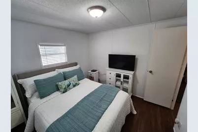 2204 17th Street Court W, Bradenton, FL 34205 - Photo 14