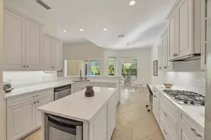 8404 Abingdon Ct, University Park, FL 34201 - Photo 10