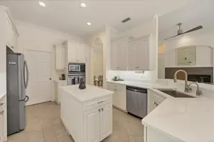 8404 Abingdon Ct, University Park, FL 34201 - Photo 12