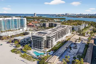 1102 Benjamin Franklin Dr, Sarasota, FL 34236 - Photo 34