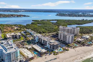 1102 Benjamin Franklin Dr, Sarasota, FL 34236 - Photo 32