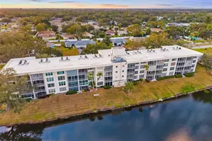 7461 W Country Club Dr, Sarasota, FL 34243 - Photo 34