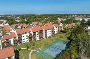 1624 Stickney Point Rd, Sarasota, FL 34231 - Photo 32