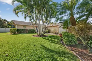 6701 16th Ave Dr W, Bradenton, FL 34209 - Photo 8