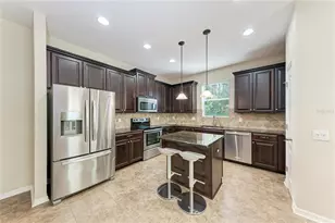 12525 Shirebrook Ct, Tampa, FL 33626 - Photo 10