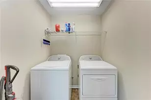 12525 Shirebrook Ct, Tampa, FL 33626 - Photo 40