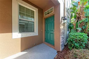 12525 Shirebrook Ct, Tampa, FL 33626 - Photo 4