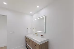 510 Putter Ln, Longboat Key, FL 34228 - Photo 52