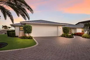 510 Putter Ln, Longboat Key, FL 34228 - Photo 4