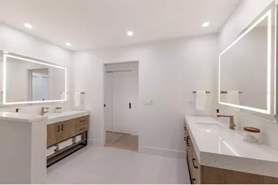 510 Putter Lane, Longboat Key, FL 34228 - Photo 18