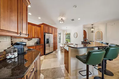 5624 Aaron Court, Sarasota, FL 34232 - Photo 8