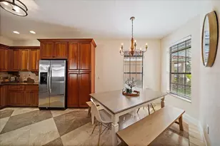 5624 Aaron Ct, Sarasota, FL 34232 - Photo 4