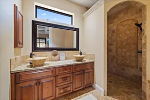 5624 Aaron Ct, Sarasota, FL 34232 - Photo 18