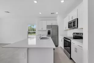 14052 Lilac Sky Ter, Bradenton, FL 34211 - Photo 8
