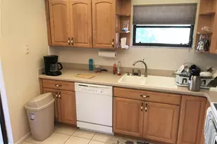 6028 Oak Creek Ln, Bradenton, FL 34210 - Photo 14