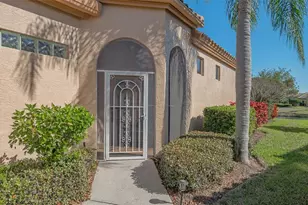 7085 La Ronda Ct, Sarasota, FL 34238 - Photo 4