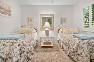1703 Pelican Cove Rd, Sarasota, FL 34231 - Photo 16
