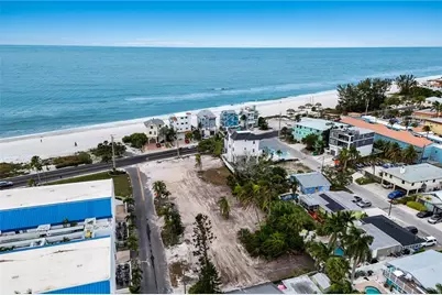 1101 Gulf Drive N, Bradenton Beach, FL 34217 - Photo 10