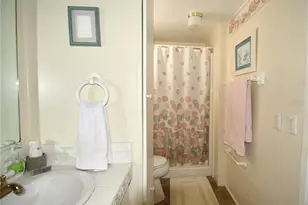 785 N Green Cir, Venice, FL 34285 - Photo 10