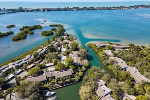 1701 Pelican Cove Rd, Sarasota, FL 34231 - Photo 36