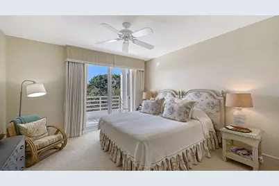 2550 Harbourside Drive #324, Longboat Key, FL 34228 - Photo 32