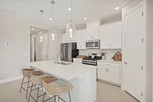 11328 Trivio Ter, Palmetto, FL 34221 - Photo 10