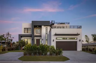 1212 Center Pl, Sarasota, FL 34236 - Photo 1