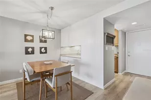 4340 Falmouth Dr, Longboat Key, FL 34228 - Photo 12