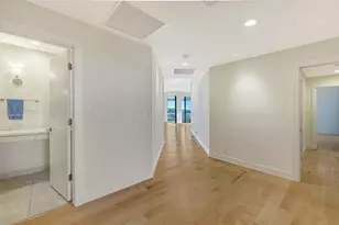 2110 Harbourside Dr, Longboat Key, FL 34228 - Photo 30