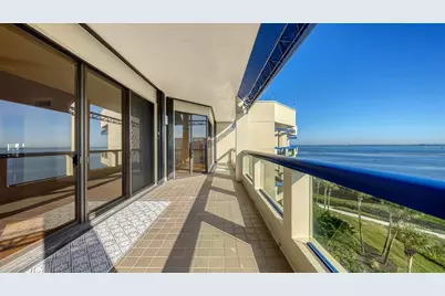 2110 Harbourside Drive #558, Longboat Key, FL 34228 - Photo 36