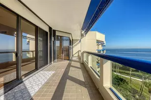 2110 Harbourside Dr, Longboat Key, FL 34228 - Photo 36