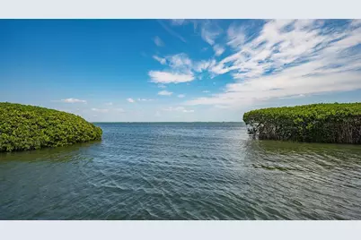 2110 Harbourside Drive #558, Longboat Key, FL 34228 - Photo 64