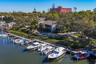 1607 Boathouse Cir, Sarasota, FL 34231 - Photo 40