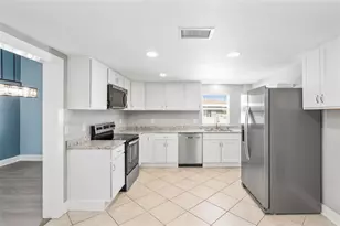 1216 26th Ave W, Palmetto, FL 34221 - Photo 8