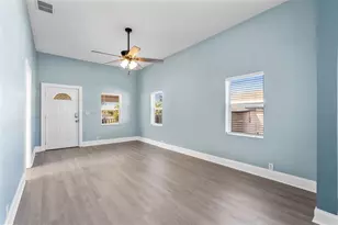 1216 26th Ave W, Palmetto, FL 34221 - Photo 4