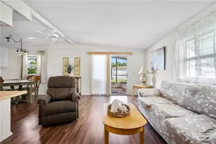 5619 Bayshore Rd, Palmetto, FL 34221 - Photo 12