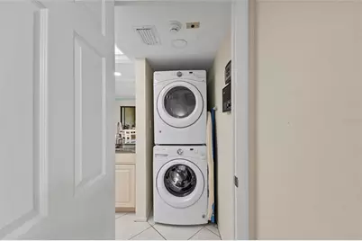 6342 Midnight Pass Road #212, Sarasota, FL 34242 - Photo 20