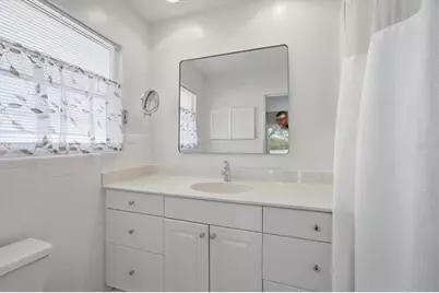 8632 Dunmore Drive, Sarasota, FL 34231 - Photo 22