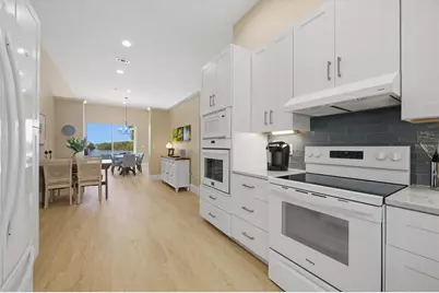 8632 Dunmore Drive, Sarasota, FL 34231 - Photo 18