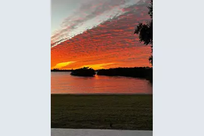 8632 Dunmore Drive, Sarasota, FL 34231 - Photo 38