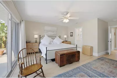 8632 Dunmore Drive, Sarasota, FL 34231 - Photo 20